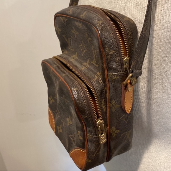 Louis Vuitton Bag - Picture 5 of 16